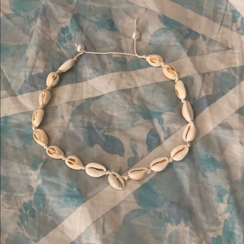 VSCO girl seashell necklace